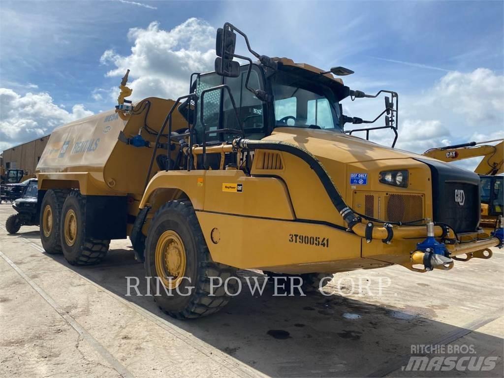 CAT 725WW 탱커 트럭