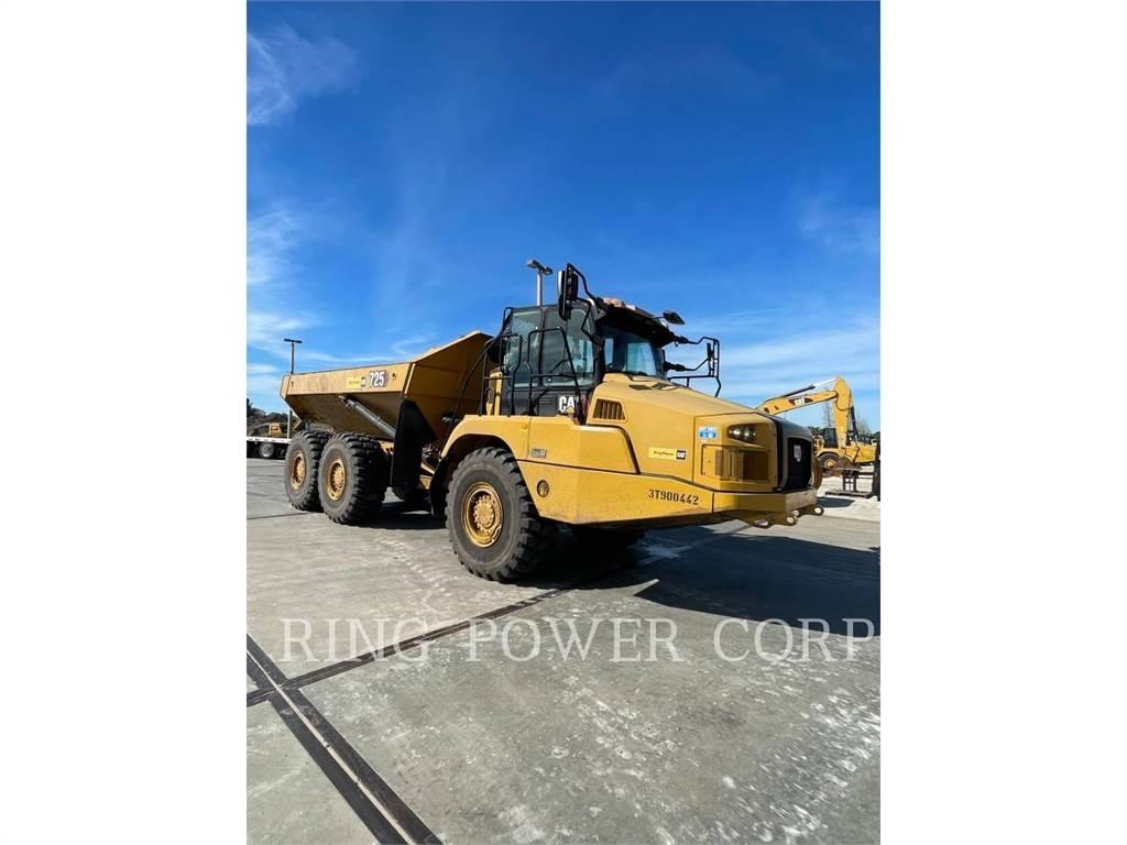 CAT 725WW 탱커 트럭