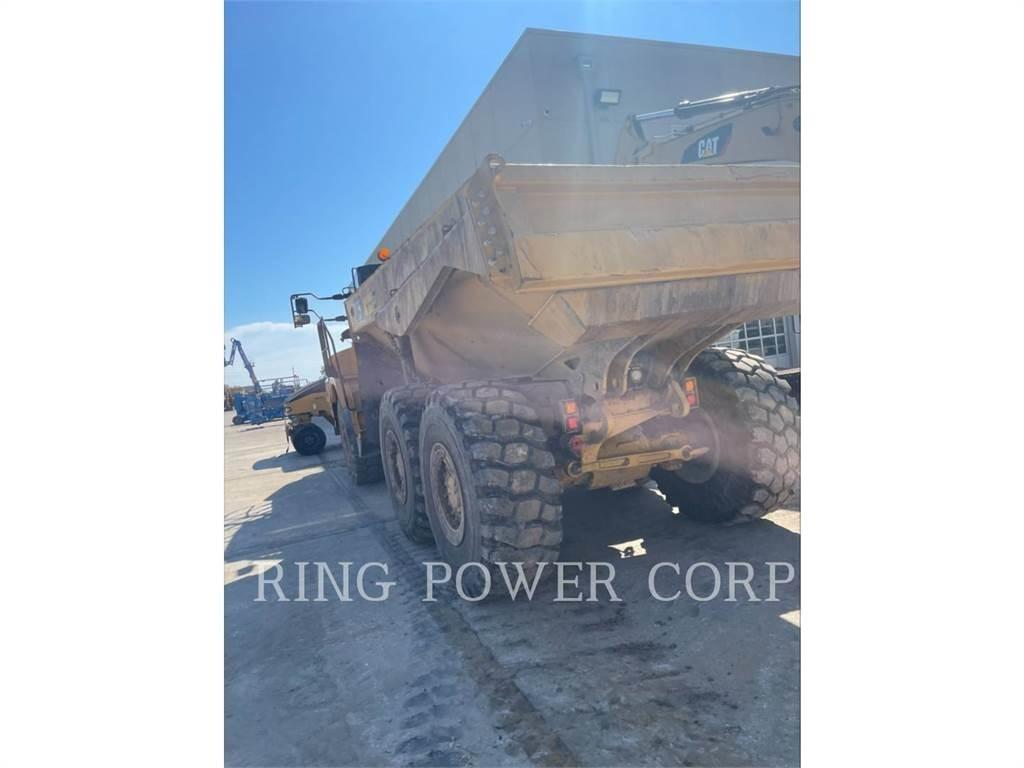 CAT 725WW 탱커 트럭