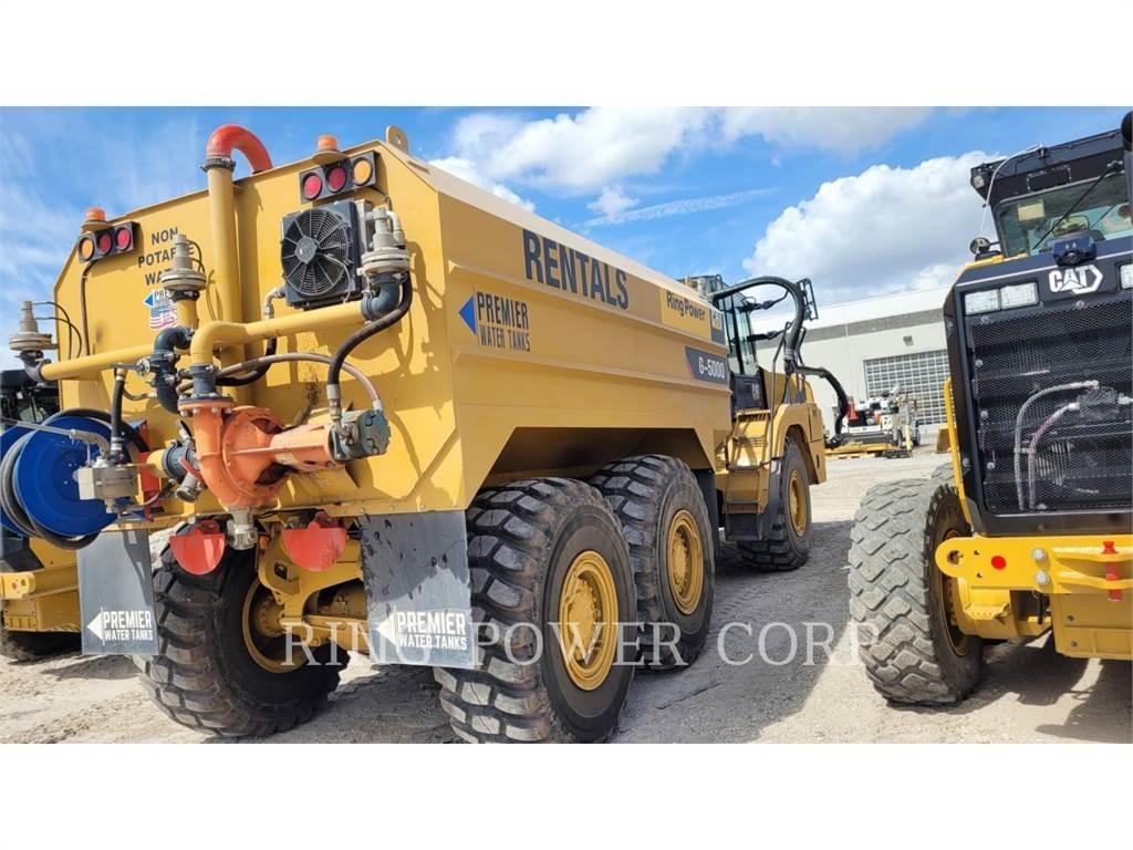CAT 725WW 탱커 트럭