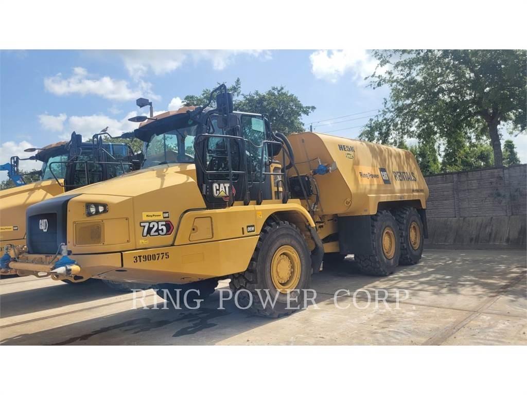 CAT 725WW 탱커 트럭
