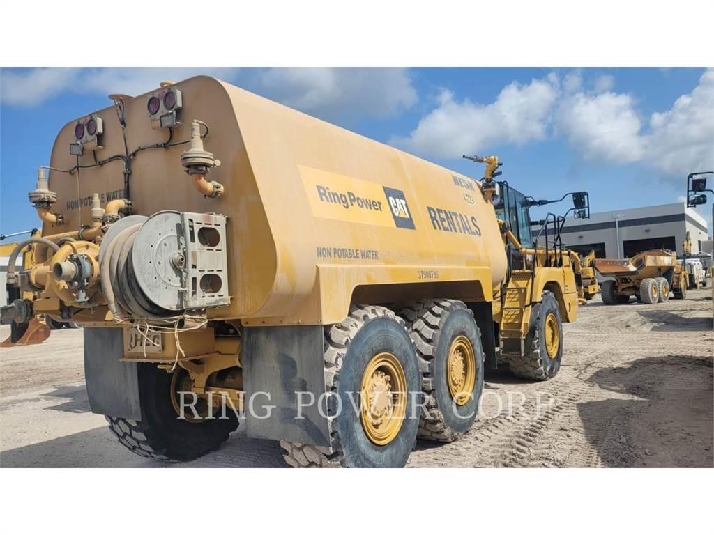 CAT 725WW 탱커 트럭