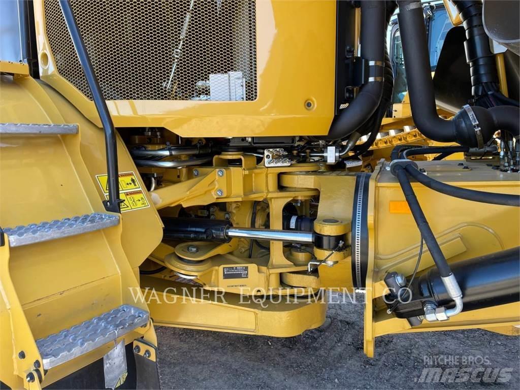 CAT 730 연결식 홀러