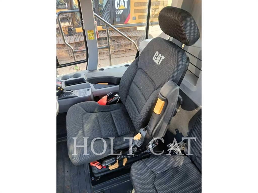 CAT 730 연결식 홀러