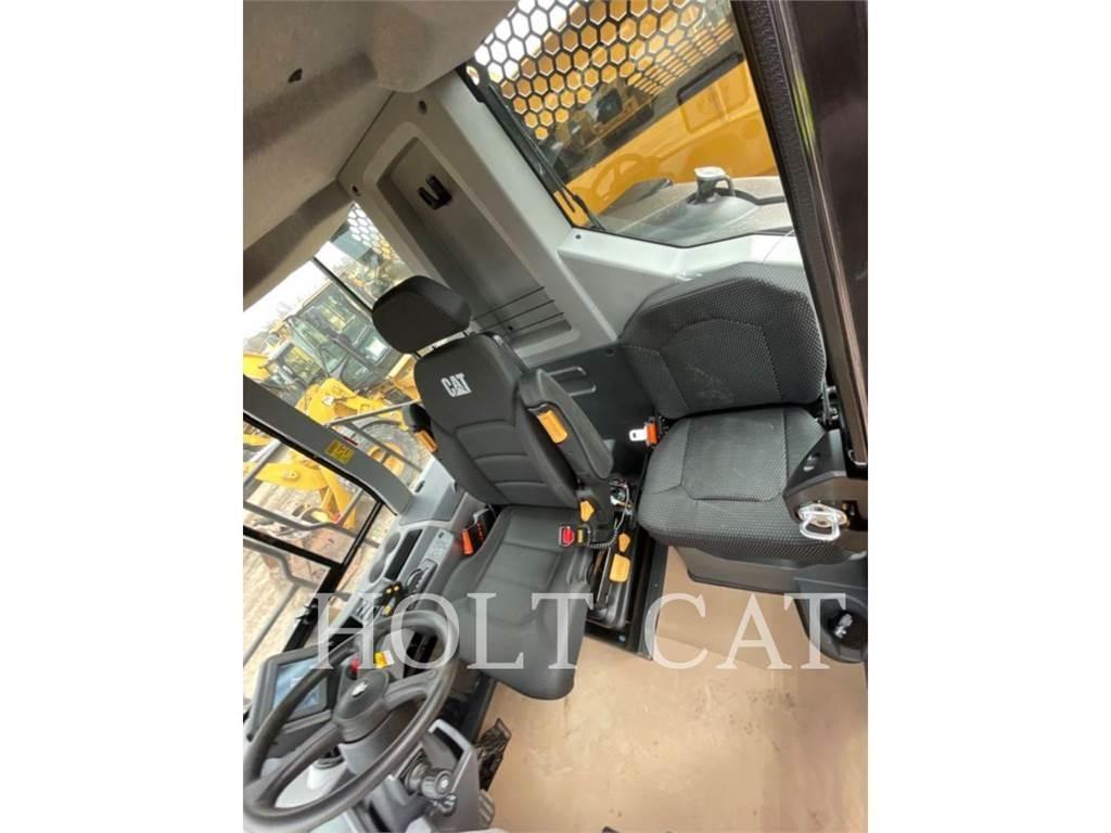 CAT 730 연결식 홀러