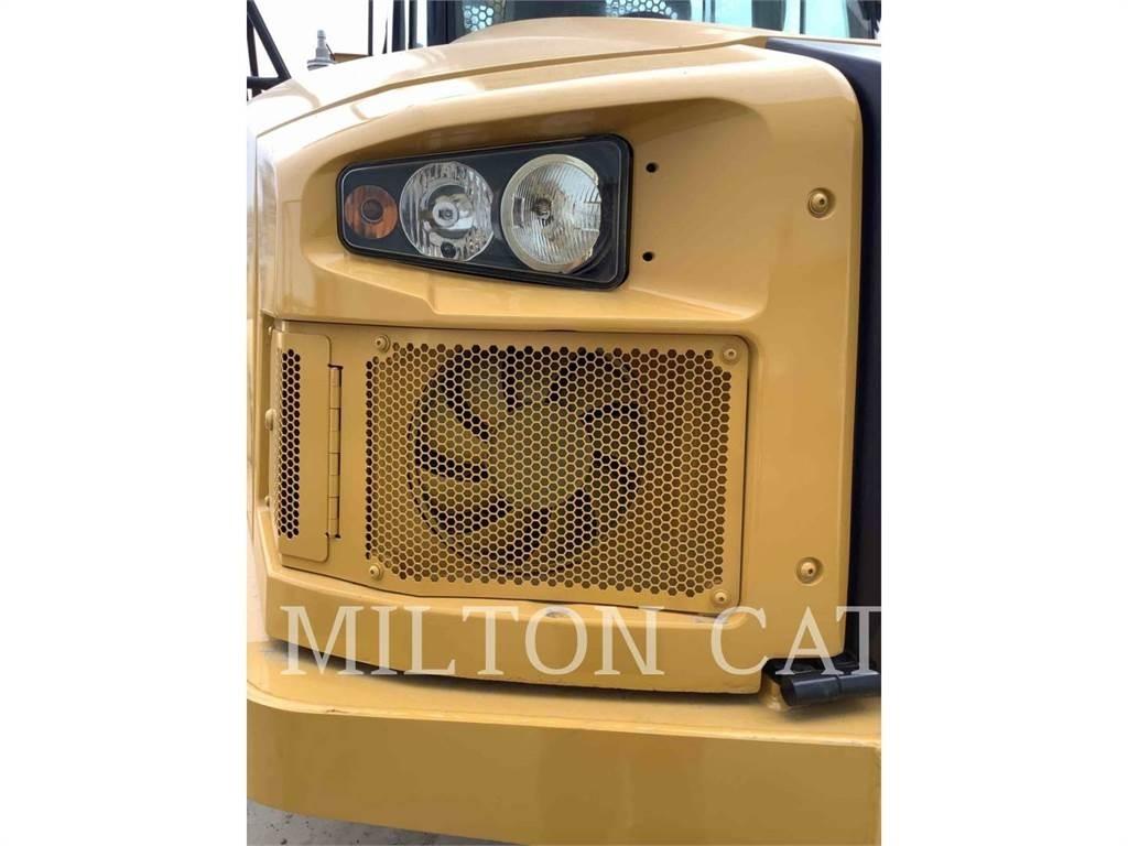 CAT 730 연결식 홀러