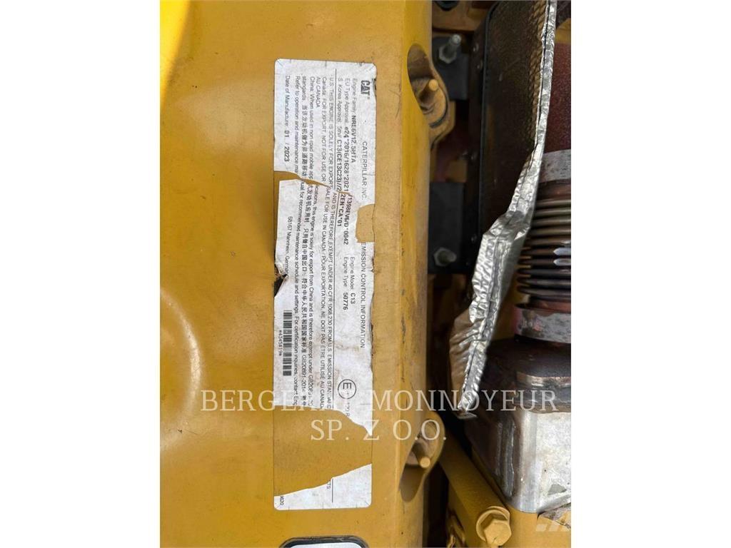 CAT 730 연결식 홀러