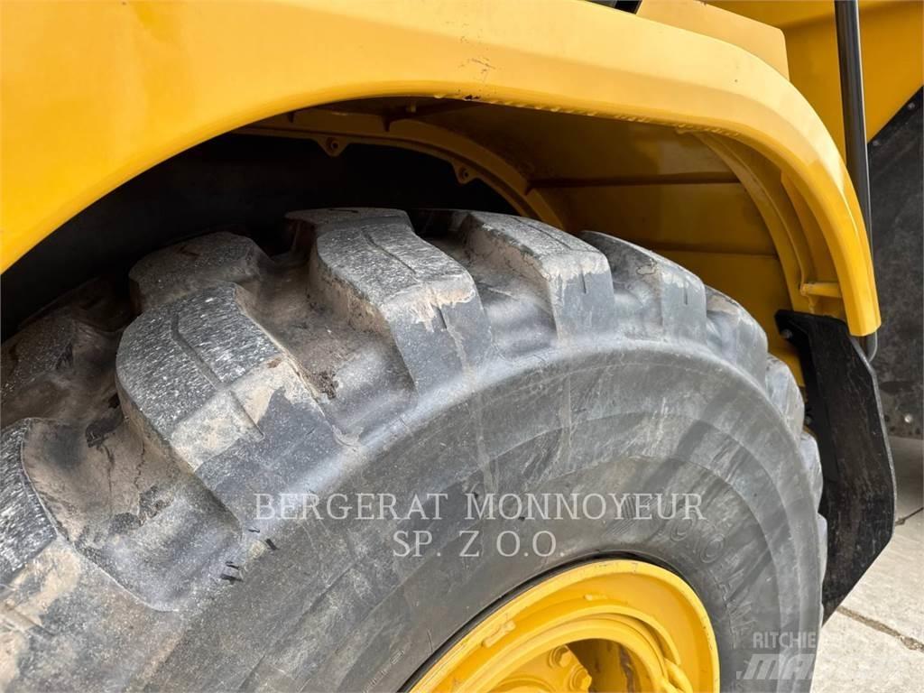 CAT 730 연결식 홀러