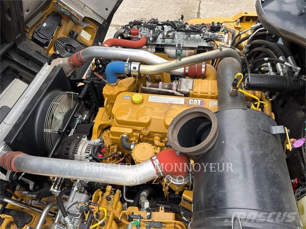 CAT 730 연결식 홀러