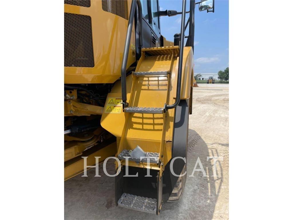 CAT 730 연결식 홀러