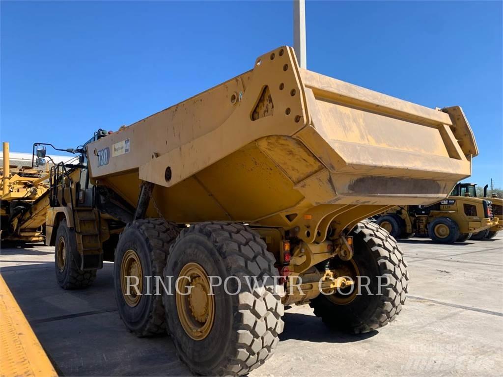 CAT 730WW 탱커 트럭