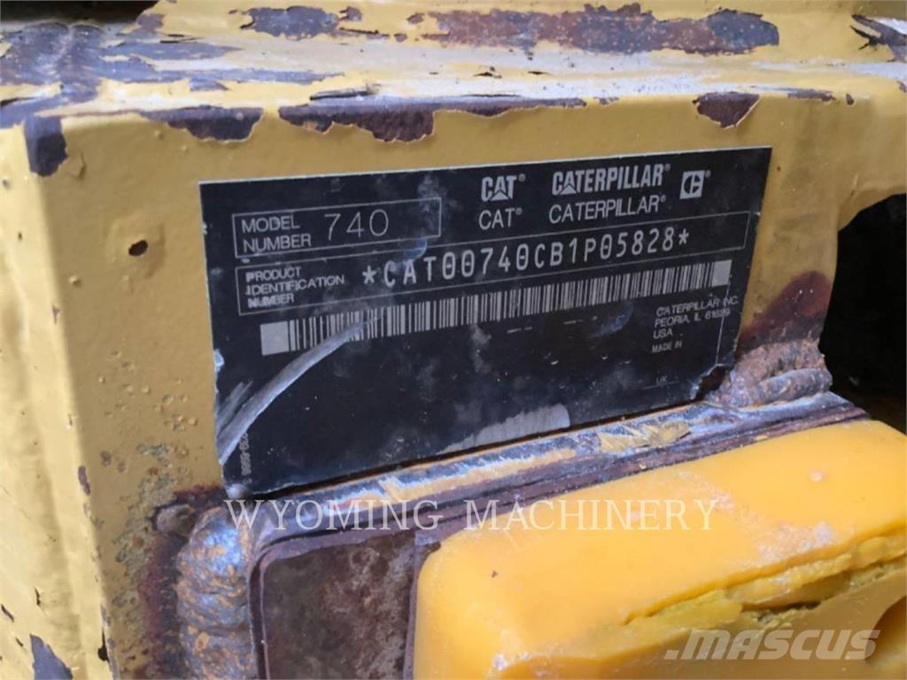 CAT 740 연결식 홀러