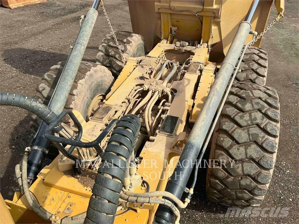 CAT 740 GC 연결식 홀러
