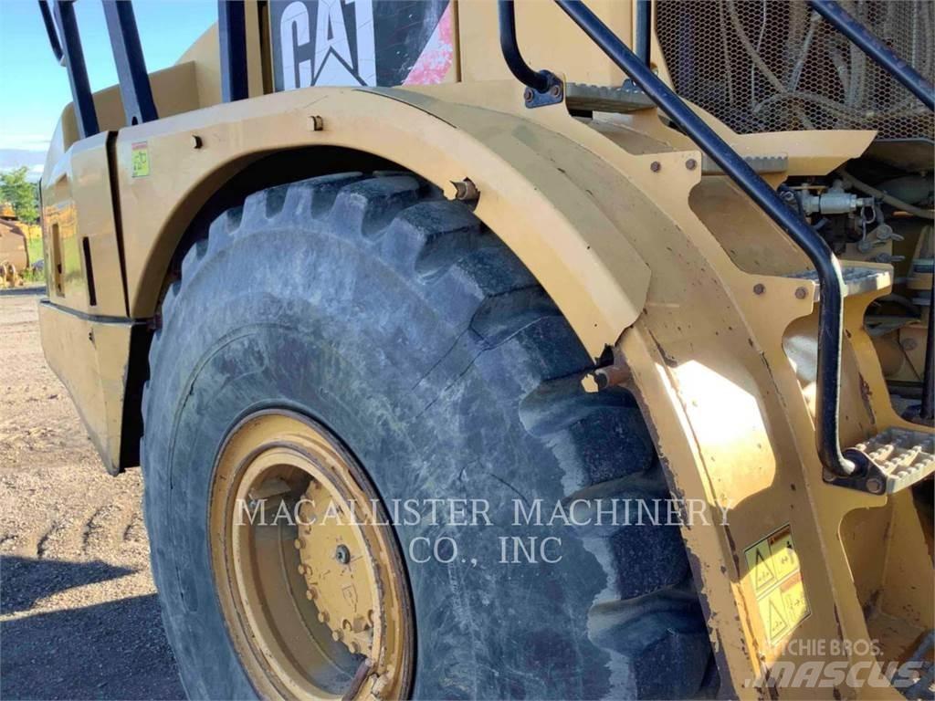 CAT 740B 연결식 홀러