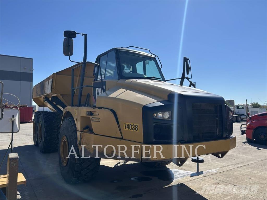 CAT 740B 연결식 홀러