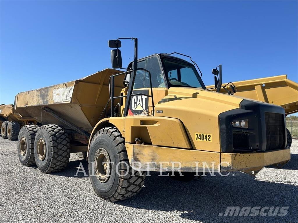 CAT 740B 연결식 홀러