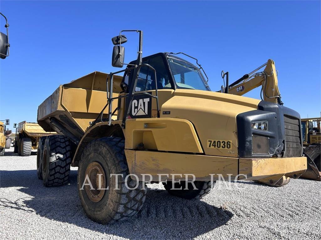 CAT 740B 연결식 홀러