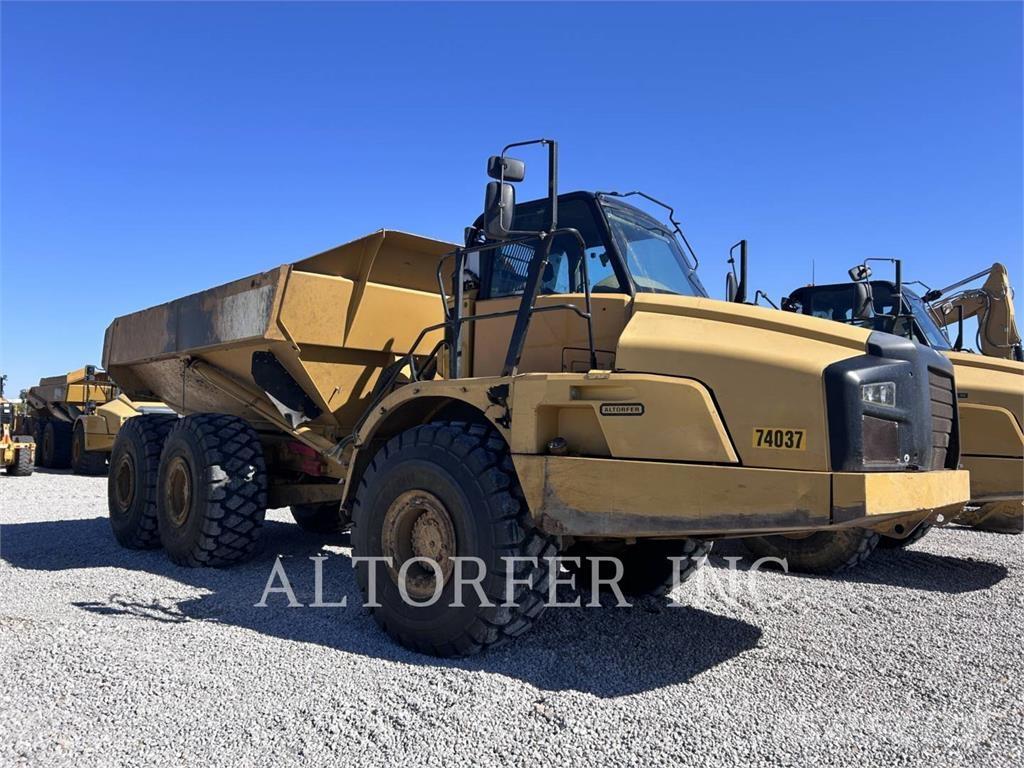 CAT 740B 연결식 홀러