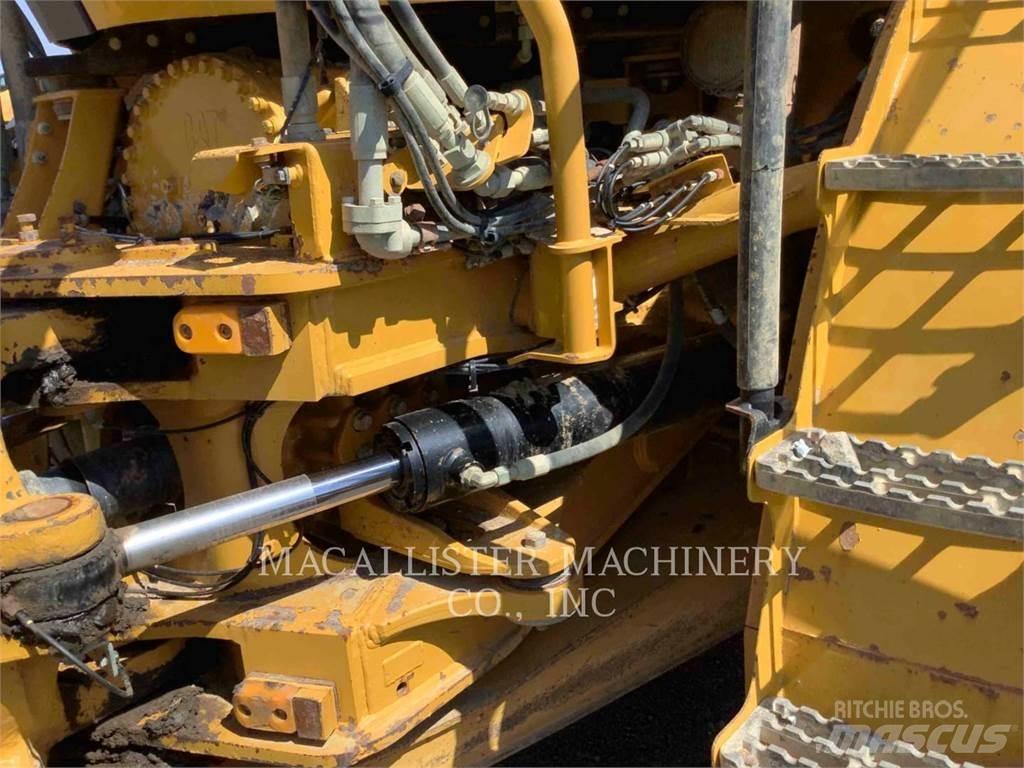 CAT 740GC 연결식 홀러