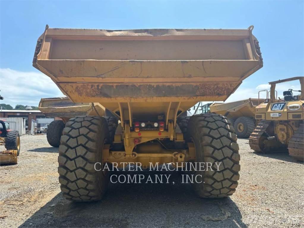 CAT 740GC 연결식 홀러