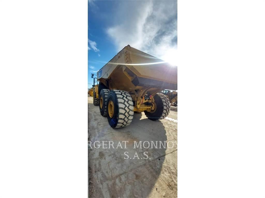 CAT 740GC 연결식 홀러