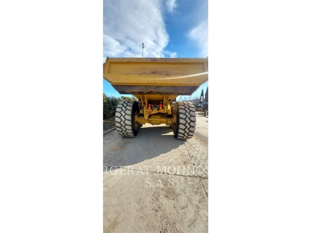 CAT 740GC 연결식 홀러