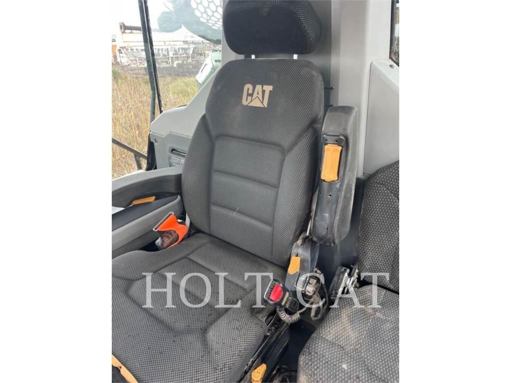 CAT 740GC 연결식 홀러