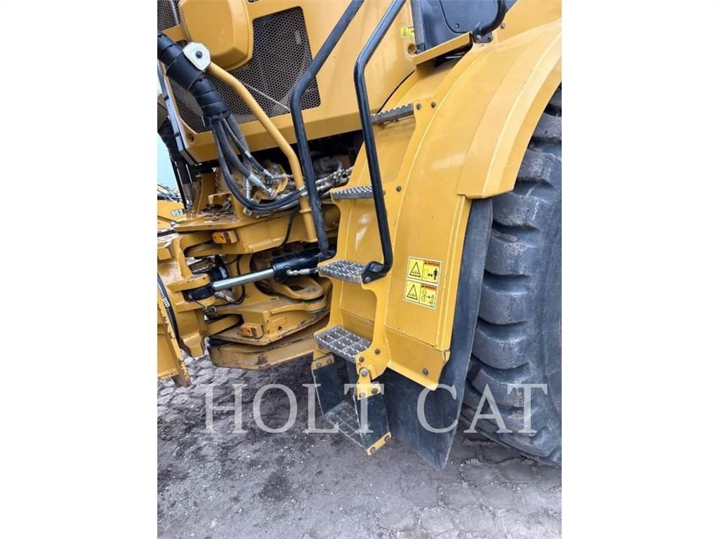 CAT 740GC  휠로우더