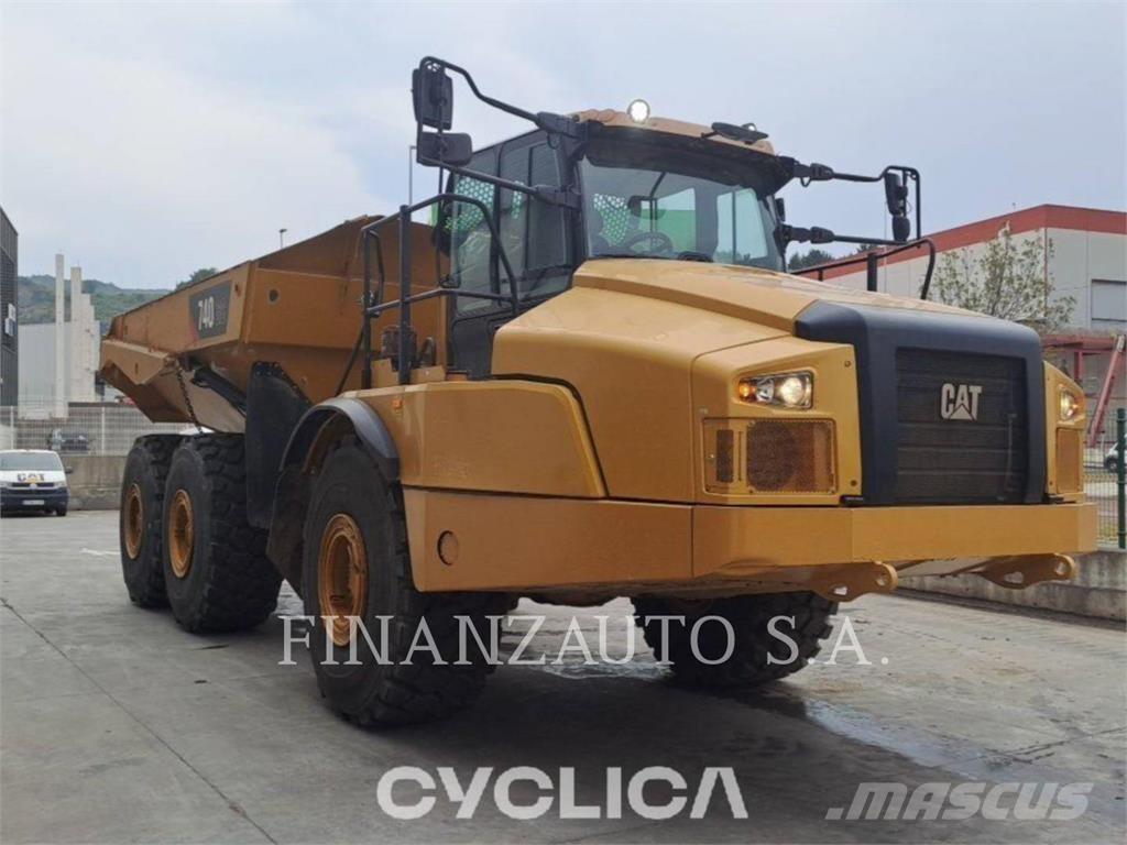 CAT 740GC 연결식 홀러