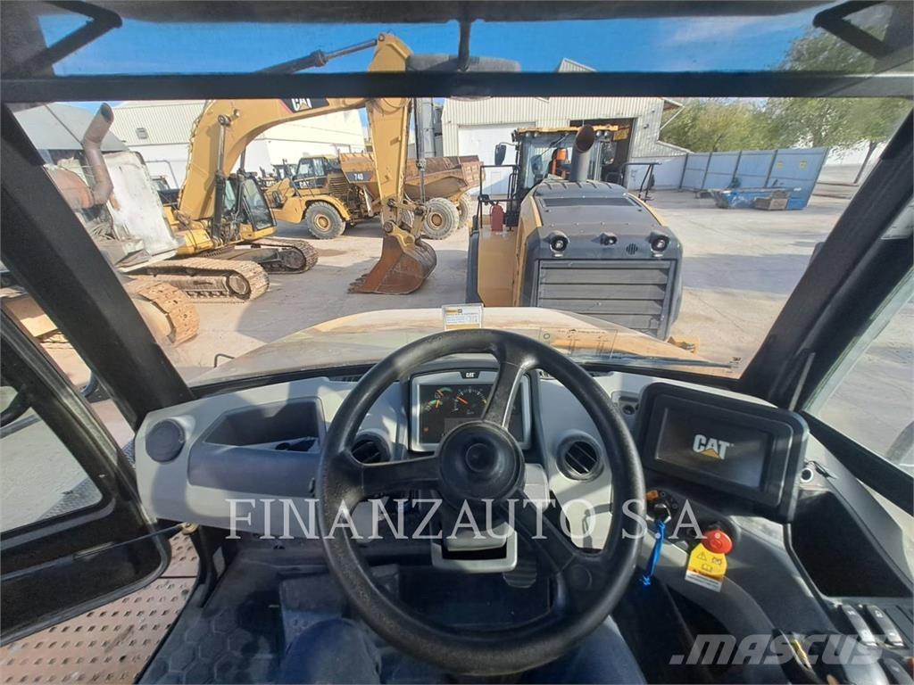 CAT 740GC 연결식 홀러