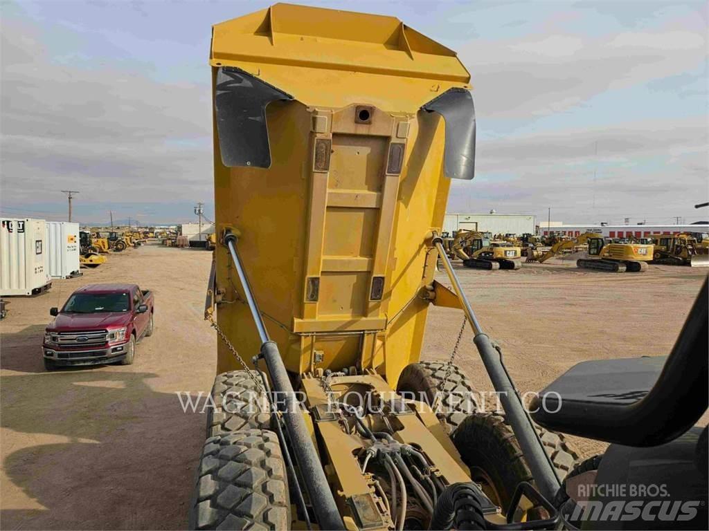 CAT 740GC 연결식 홀러