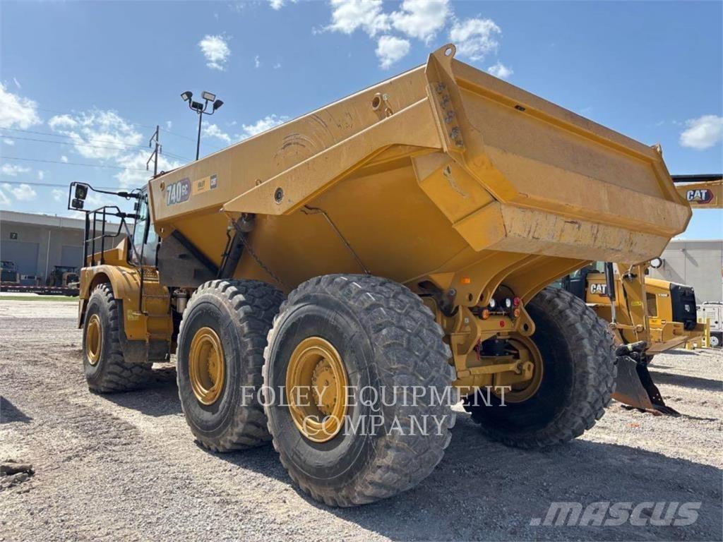 CAT 740GC-04 연결식 홀러