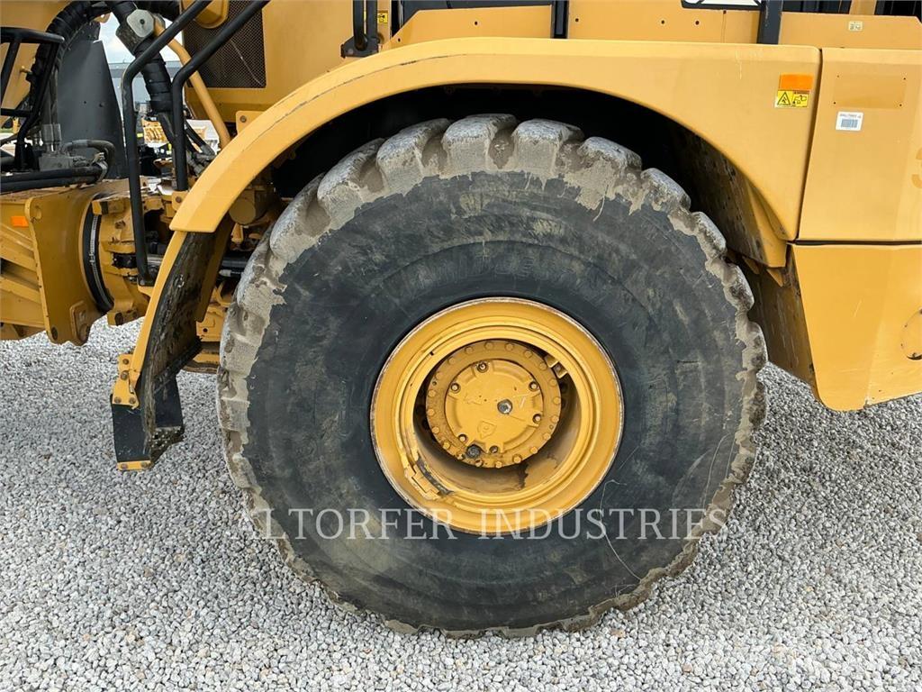 CAT 745 연결식 홀러