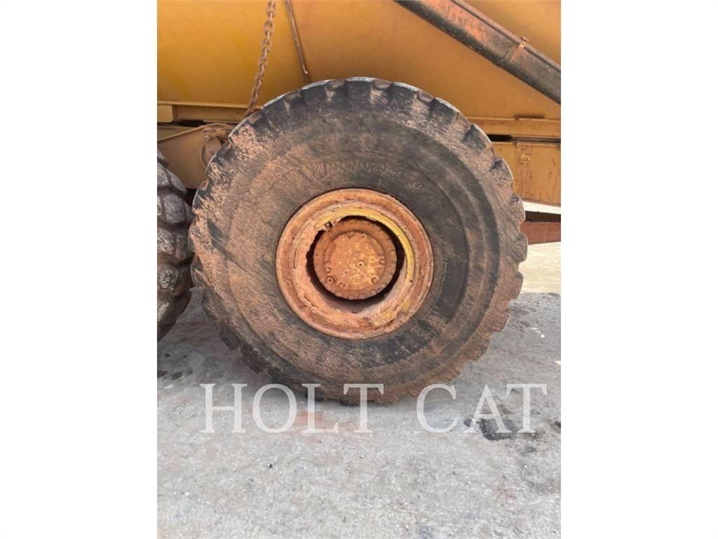 CAT 745 연결식 홀러