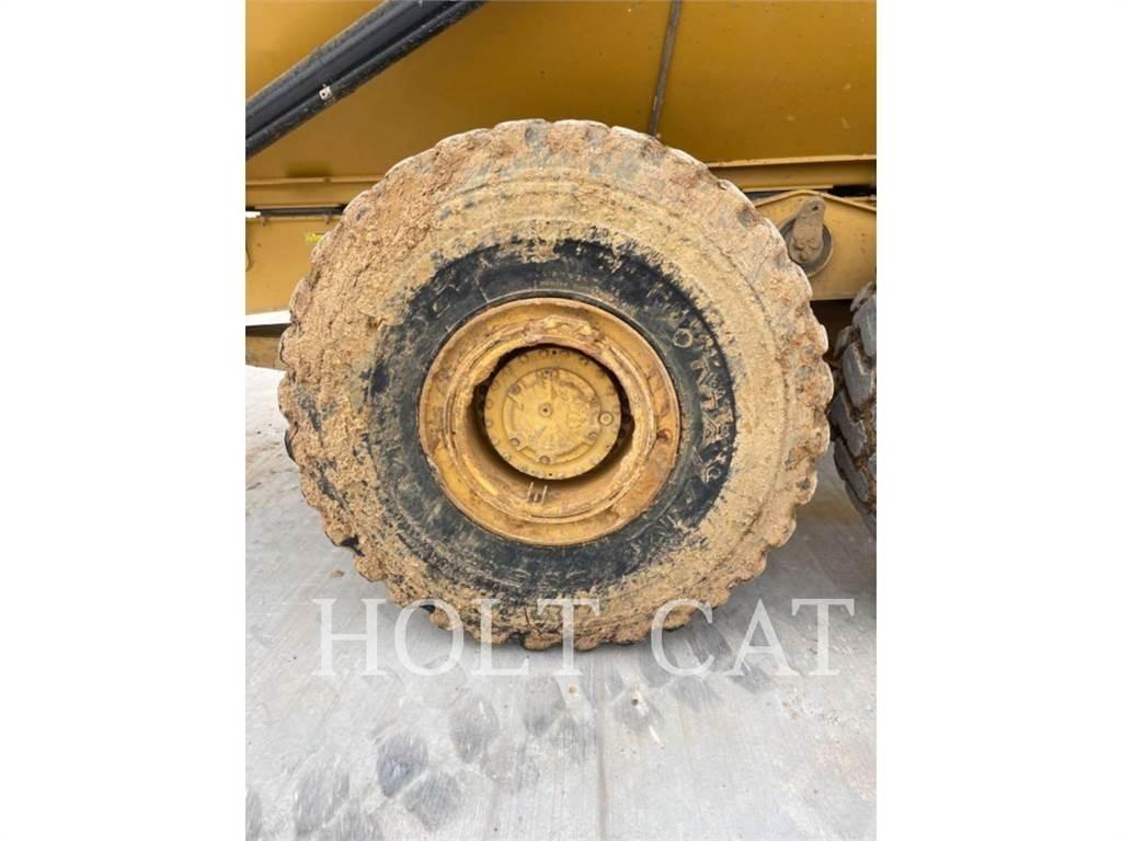 CAT 745 연결식 홀러