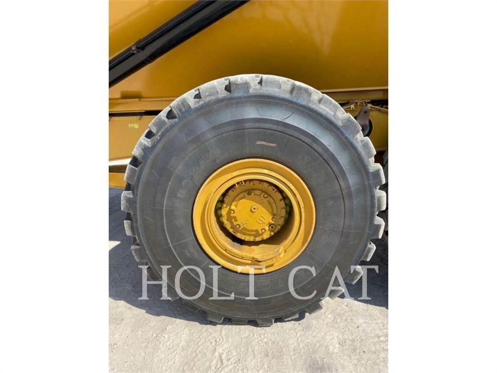CAT 745 연결식 홀러