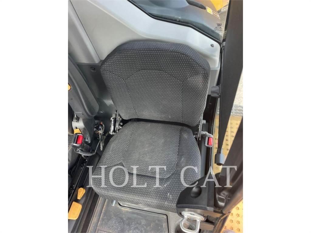 CAT 745 연결식 홀러