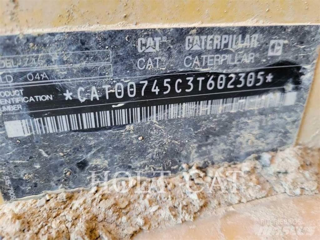 CAT 745 연결식 홀러