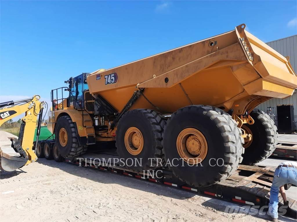CAT 745 연결식 홀러