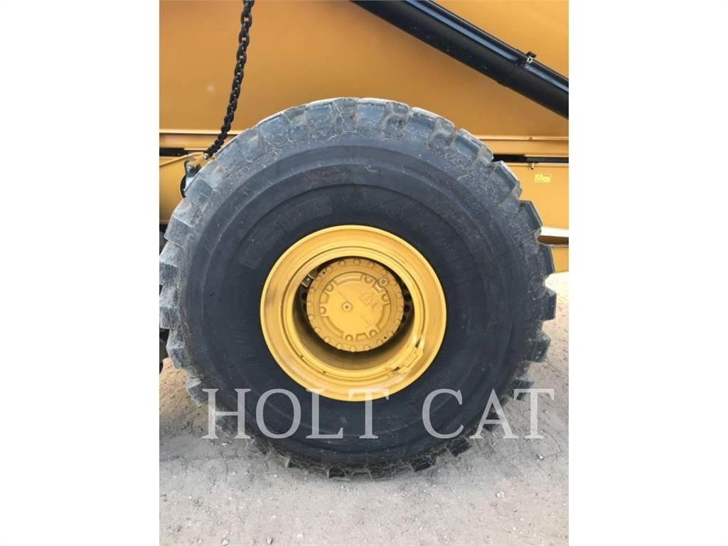 CAT 745 연결식 홀러