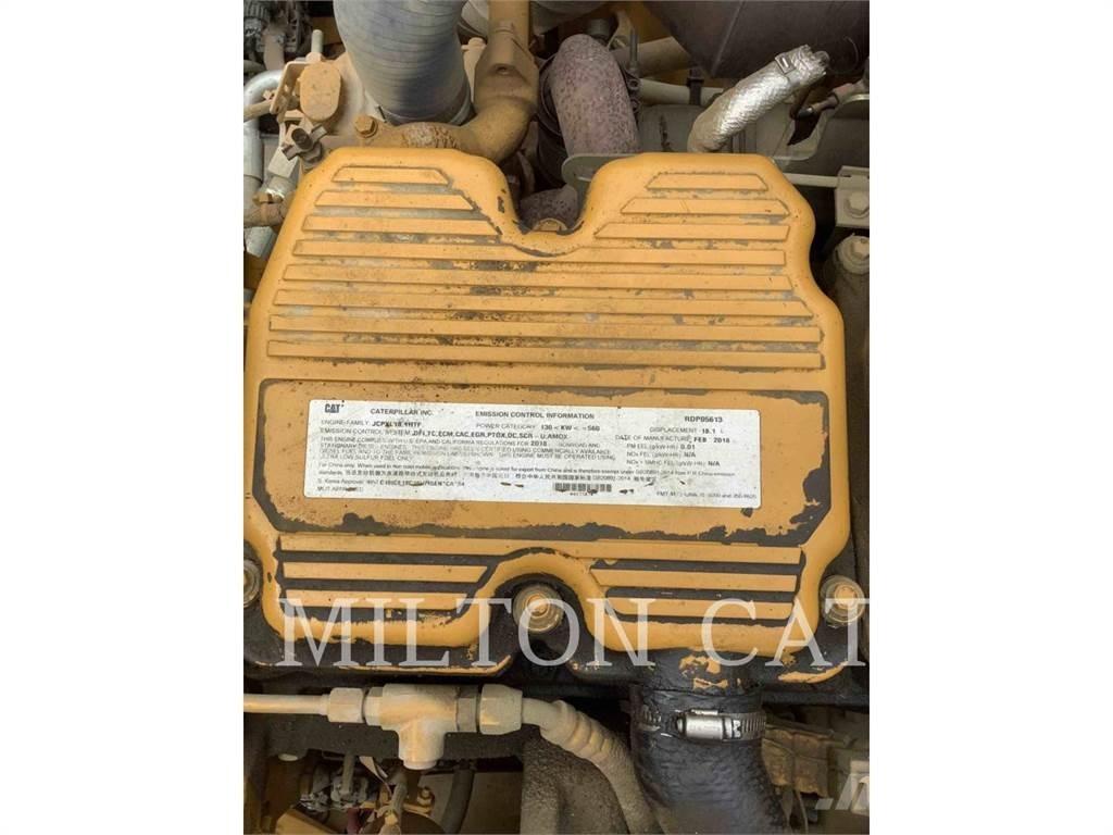 CAT 745 연결식 홀러