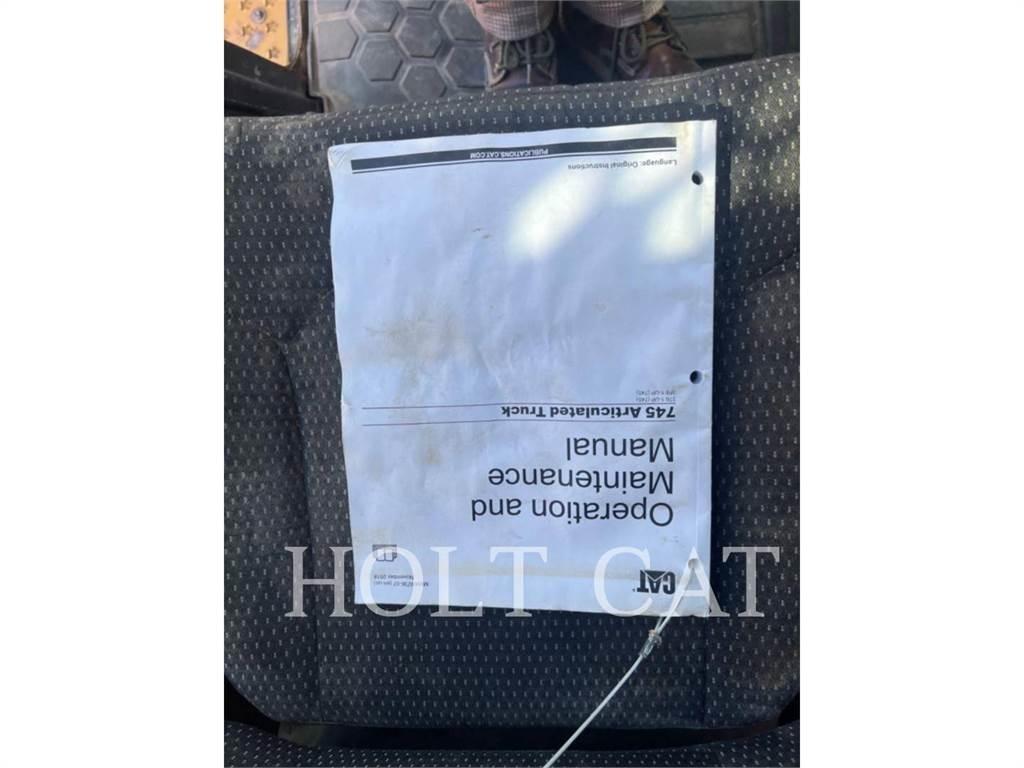 CAT 745 연결식 홀러