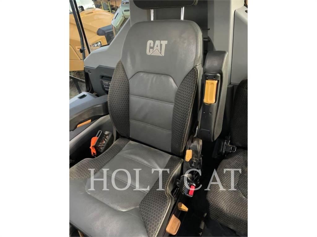 CAT 745 연결식 홀러