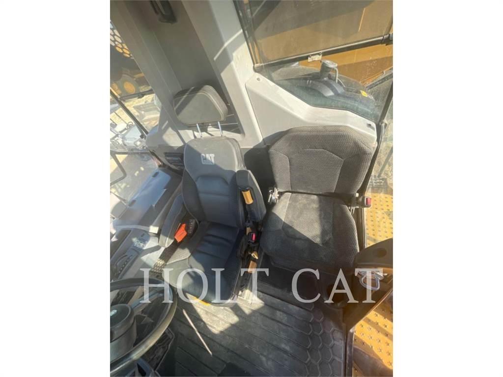 CAT 745 연결식 홀러