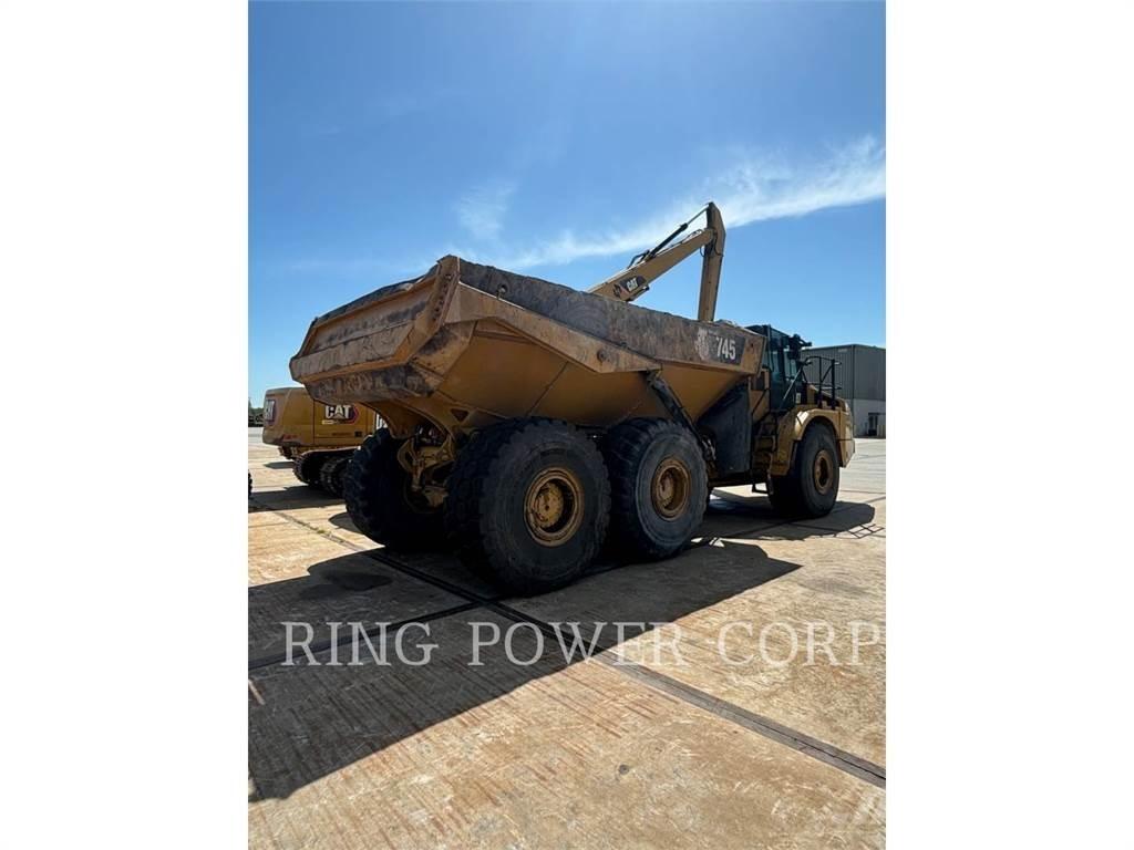CAT 745 연결식 홀러