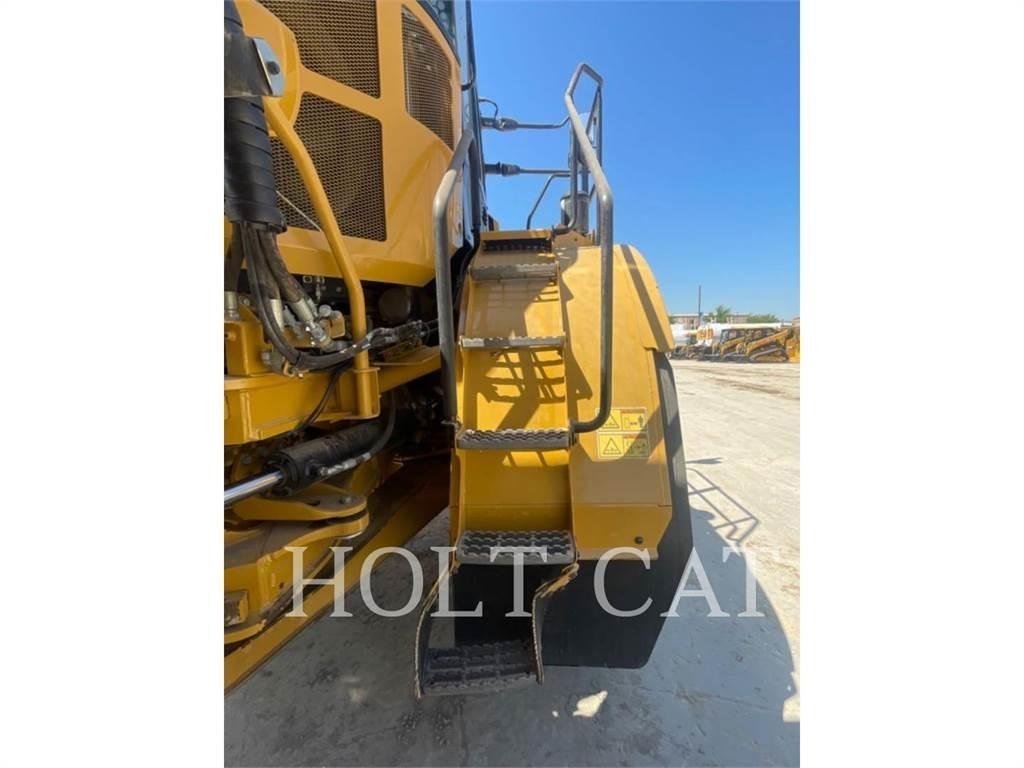 CAT 745 연결식 홀러