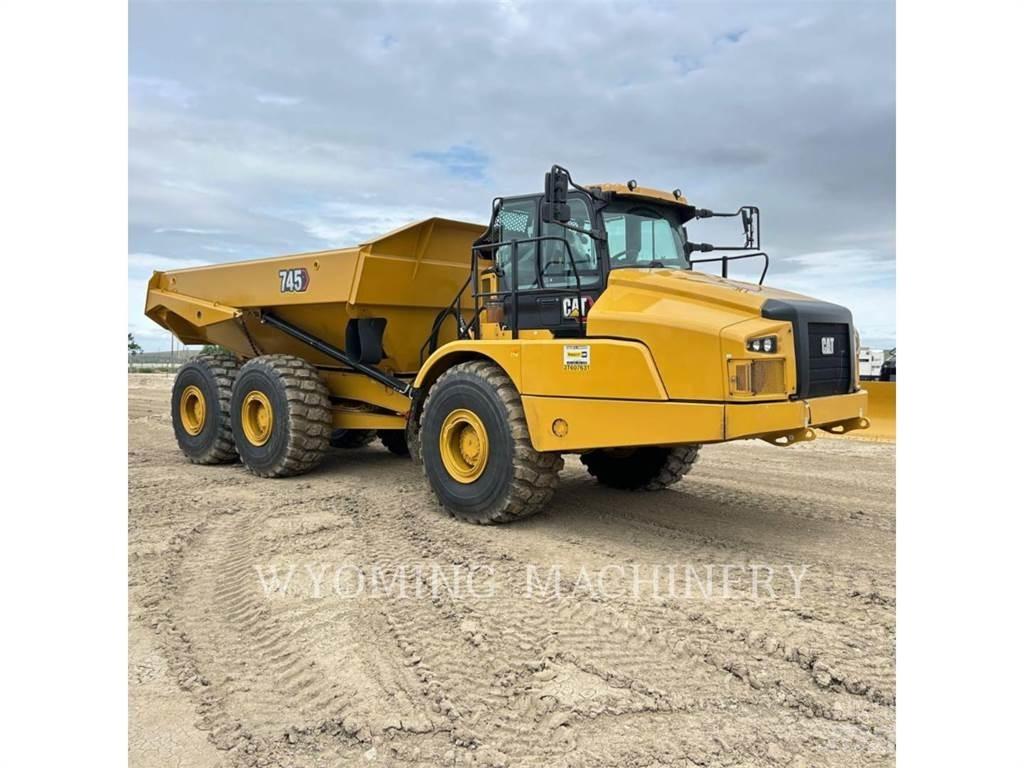 CAT 745 연결식 홀러