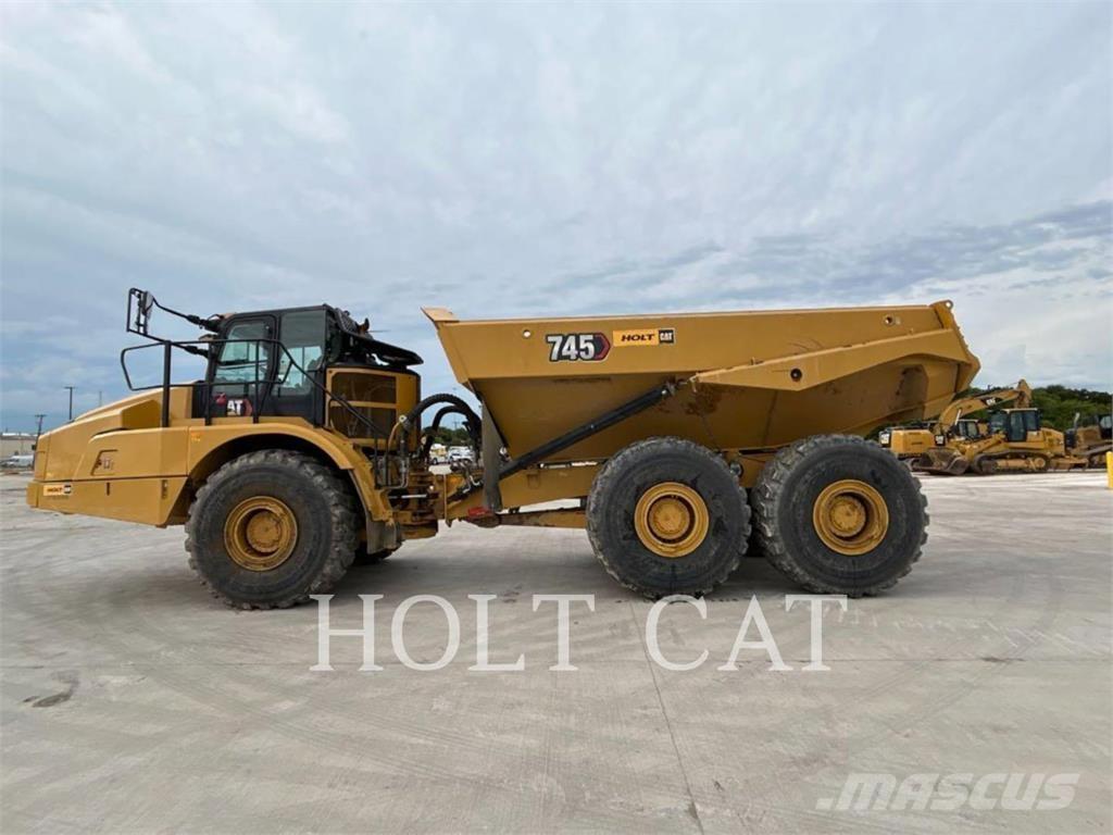 CAT 745 연결식 홀러