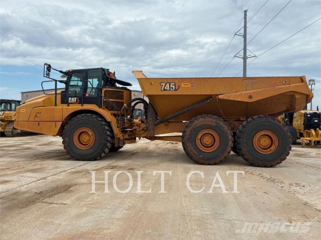 CAT 745 연결식 홀러