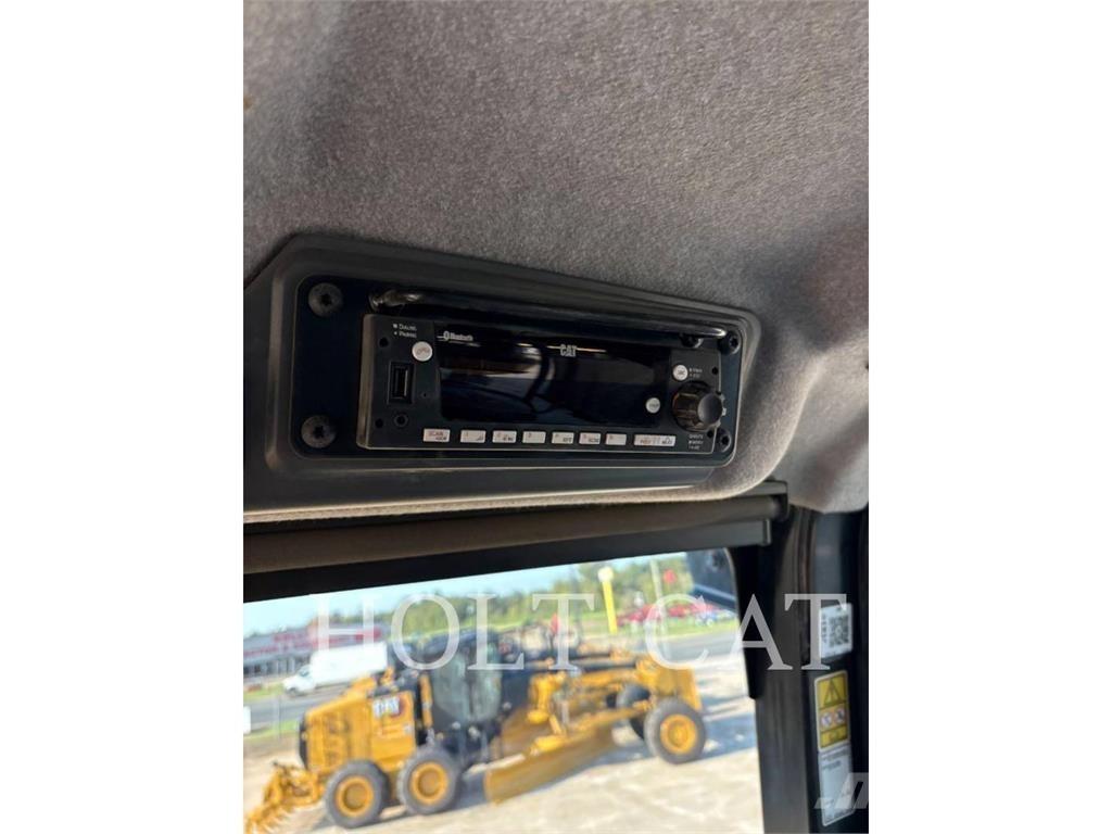 CAT 745 연결식 홀러
